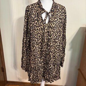 ZARA WOMAN Leopard V Neck Top - Size Large